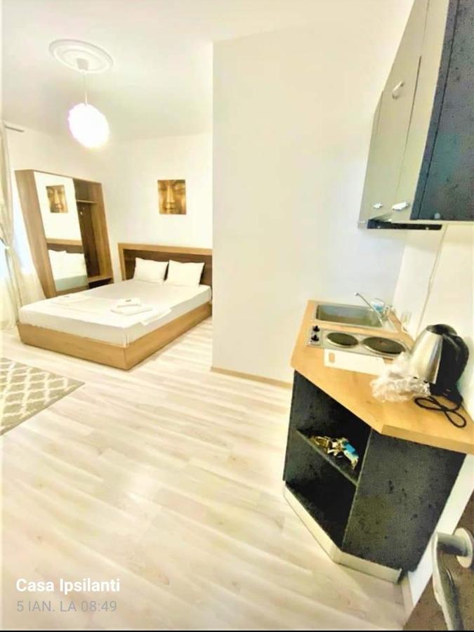 Hotel Ipsilanti Яссы Экстерьер фото